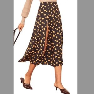 Reformation Zoe Side Slit Midi Skirt in Amy Size 8